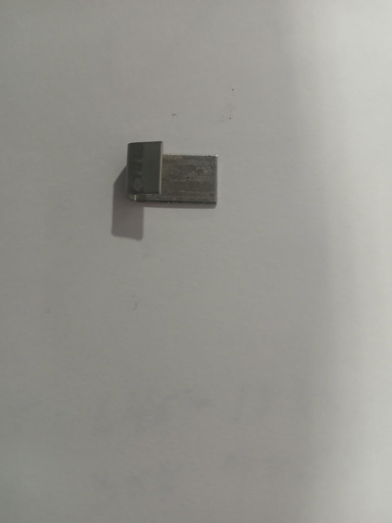 Metal clip